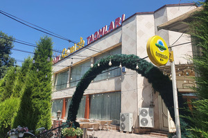 В Чиланзарском районе на продажу за долги выставили здание ресторана