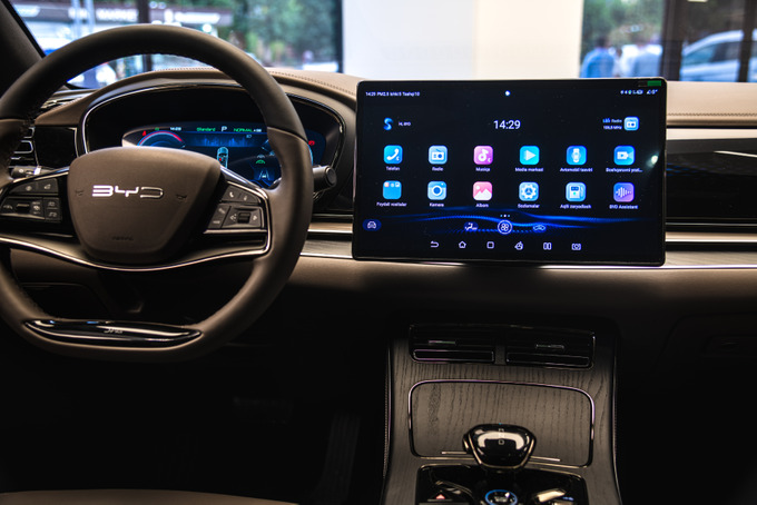 byd han, реклама