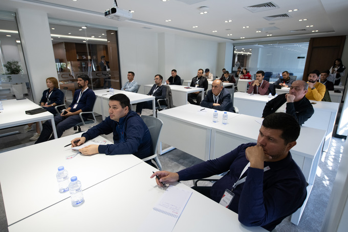 академия byd astana motors, реклама