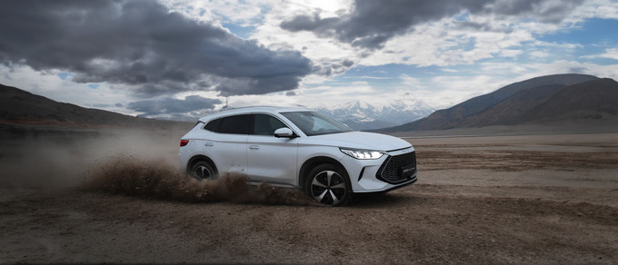 академия byd astana motors, реклама