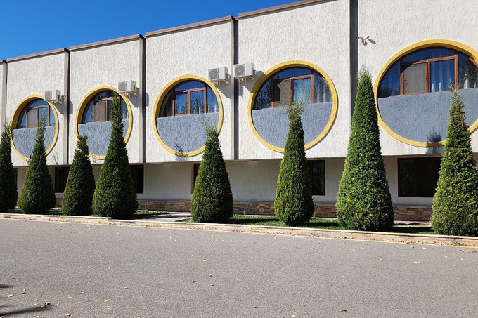 На аукцион выставили зону отдыха Quyosh возле Чарвака