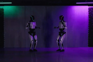 Tesla презентовала «второе поколение» своего робота Optimus