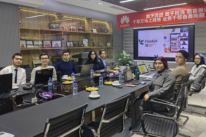 huawei, реклама