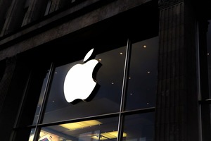 Apple AQShda ishlab chiqarishga yana $100 mlrd sarmoya kiritadi