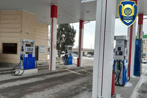 Sirdaryodagi zapravkada sifatsiz benzin sotilgani aniqlandi