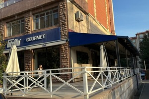 БПИ планирует снести летнюю террасу Giotto на улице Тараса Шевченко