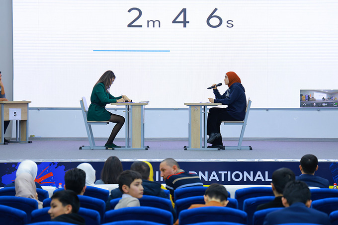 реклама, университет амити