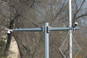 Yo‘llardagi kameralar tirbandlikni kamaytirishi kerak, ular esa faqat jarima yozyapti — prezident