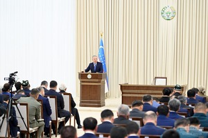 Prezident Namangan aeroportida yuk terminalini tashkil etish bo‘yicha topshiriq berdi