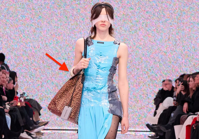 balenciaga, bilaguzuk