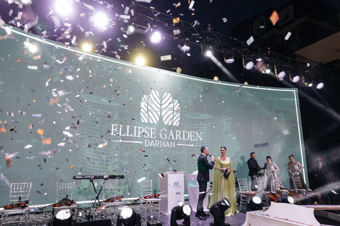 ellipse garden, реклама