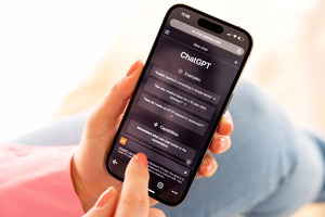 Apple ChatGPT’ni iOS’ning yangi versiyasida joriy qiladi