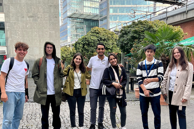 xorijda ish, xorijdagi o'zimiznikilar