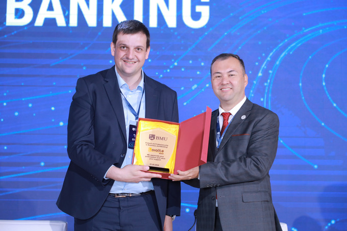 british management university, реклама