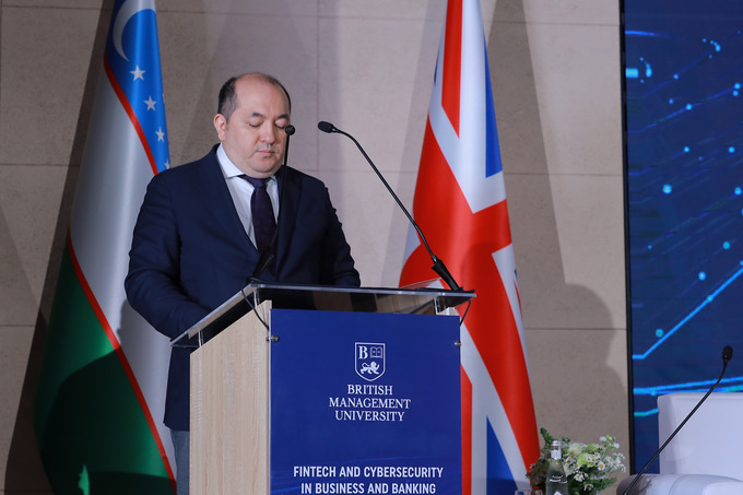 british management university, реклама