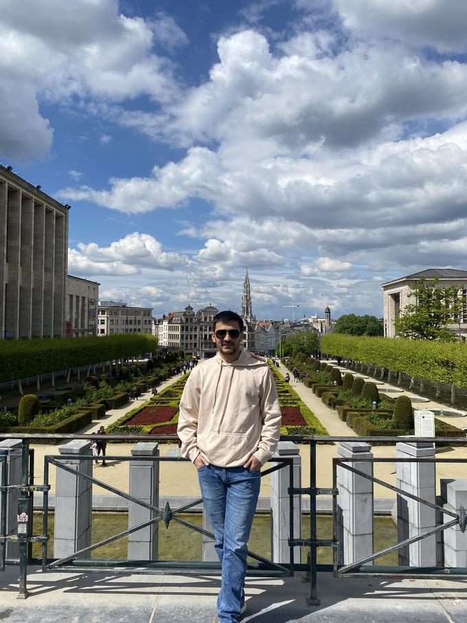amsterdam, ozodbek kamolov, uber, xorijdagi o'zimiznikilar