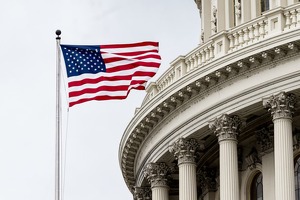 AQSh Xitoydan elektromobillarga boj to‘lovlarini to‘rt barobar oshirmoqchi