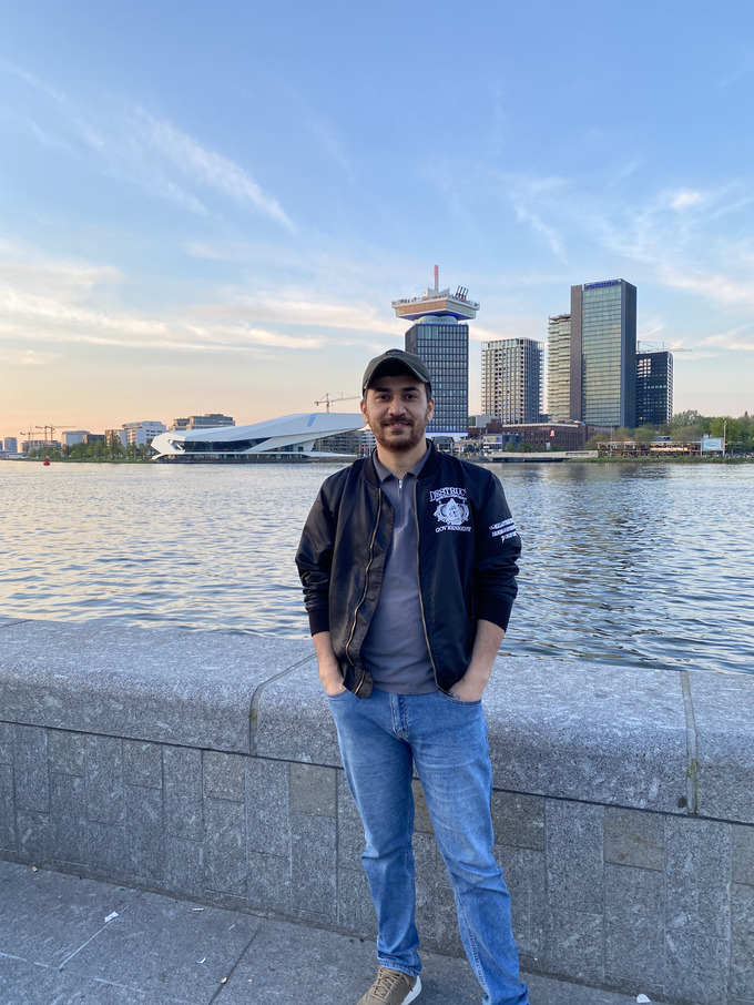 amsterdam, ozodbek kamolov, uber, xorijdagi o'zimiznikilar
