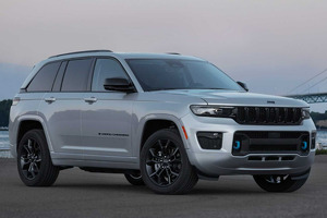 Jeep Grand Cherokee yo‘ltanlamas avtomobillarini qaytarib oladi
