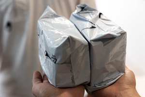 Для почтовых и курьерских посылок вводятся «светофорные» коридоры на таможне