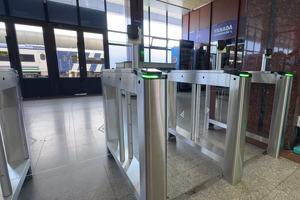 Toshkent Shimoliy vokzalida yo‘lovchilar uchun turniketlar ishga tushirildi