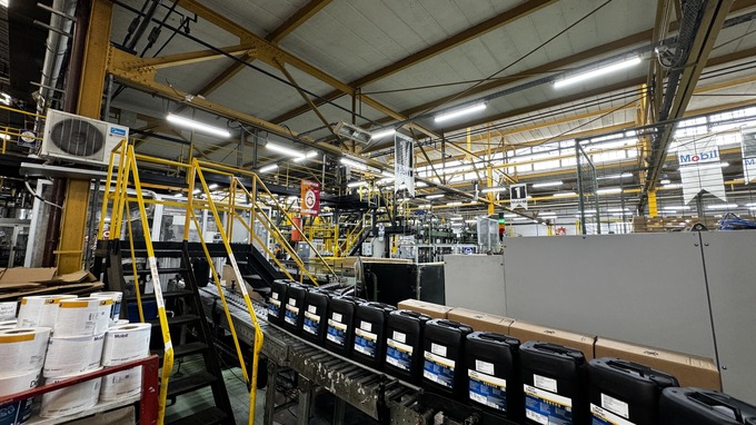 mobil, реклама