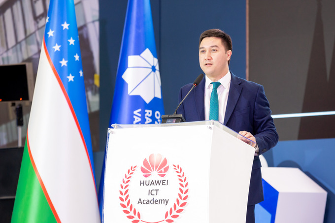 huawei, реклама