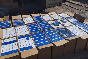 В Бухаре пресекли транзит сигарет под видом чая на 17 млрд сумов