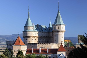 O‘zbekistonliklar Slovakiyaga ishga taklif etilmoqda. Maosh — 1080 yevrogacha