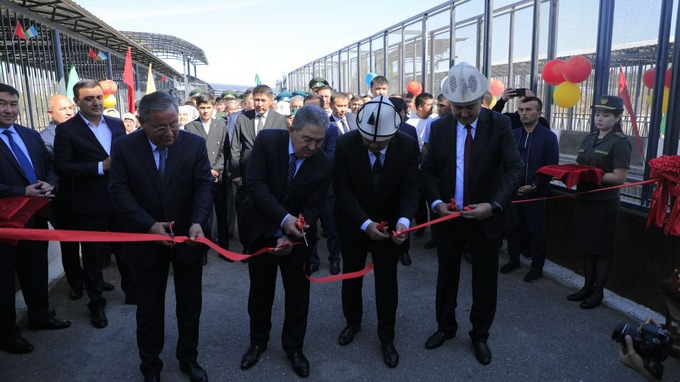 граница, кыргызстан, таможня