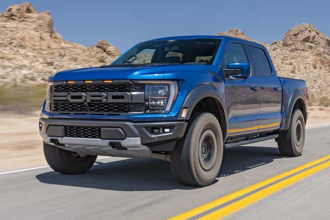 Ford 16 mingdan ortiq F-150 pikaplarini qaytarib oladi