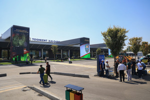 Uzbekistan Airports выставила на торги площади под таксомат и фудкорт в аэропорту Ташкента