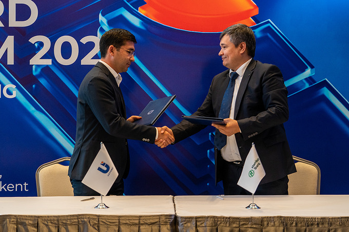 Uzcard и Hamkorbank подписали меморандум на UZCARD FORUM 2024: партнерство меняющее финтех