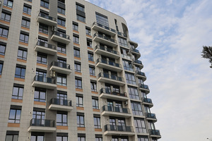 Покупка жилья, автомобилей, алкоголя и табака с 1 апреля 2026 года станет только безналичной