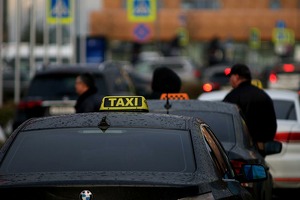 Taksichilik o‘zini o‘zi band qilganlar shug‘ullanadigan faoliyat ro‘yxatiga kiritildi