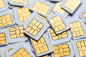 Rossiyada xorijiy sayyohlarga SIM-karta berish tartibini yengillashtirish taklif etildi