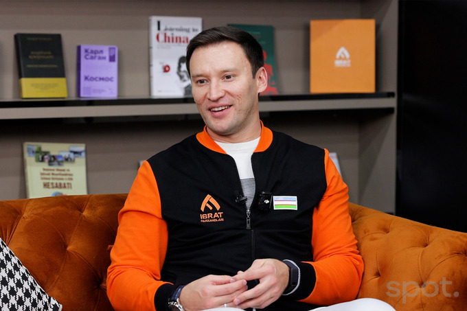 ibrat farzanlari, rustam qoriyev, xorijiy tillar