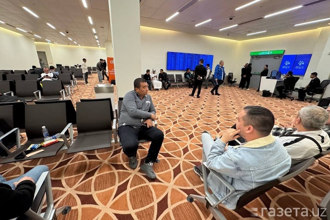 аэропорт абу-даби, оаэ, посольство