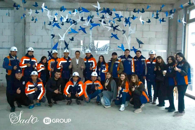 bi group, реклама