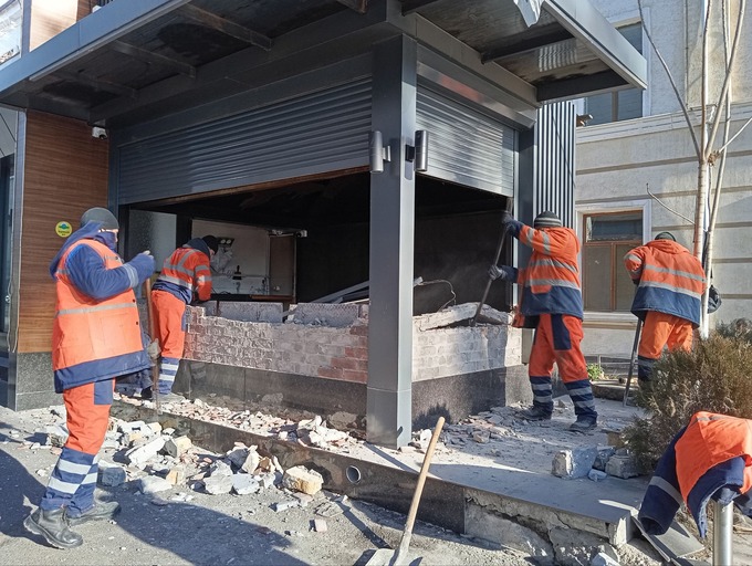 giotto, незаконная реклама, сносы, ташкент