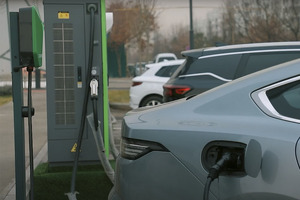 “Birorta ham o‘chirilgan quvvatlantirish stansiyasi yo‘q” — Energetika vazirligi “elektrzapravka”lar haqida