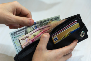 Ish beruvchilarga xodimlar mehnati uchun kunlik to‘lov tartibi joriy etiladi