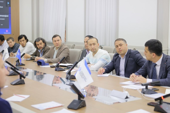 savdo-sanoat palatasi, mebel ishlab chiqaruvchi, hunarmandlar