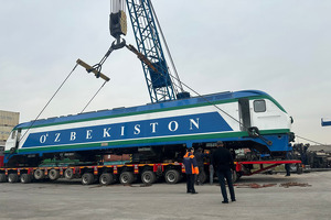 УТЙ направила первые два электровоза на реконструкцию в Китай