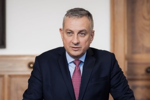 Еврокомиссар по международному партнерству Йозеф Сикела посетит Узбекистан
