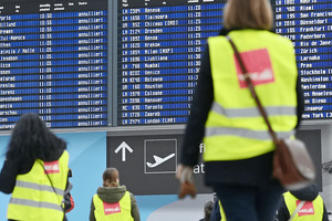 Germaniyaning 13 ta aeroportida xodimlar ish tashlashi boshlandi