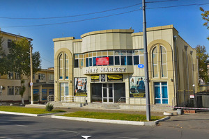 В Шайхантахурском районе на продажу выставили коммерческое здание