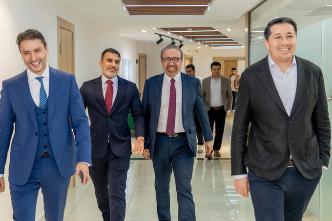 aut, uzoman, реклама