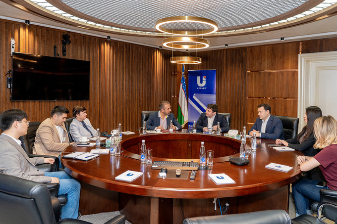 american university of technology, uzcard, реклама