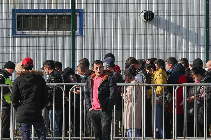 Xust fohishalari Kirishda etuk alkogol soriladi